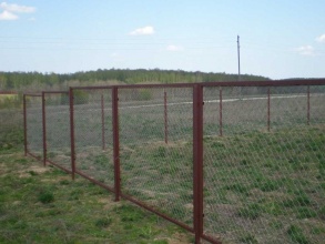 Забор из сетки рабицы в натяг секционный 12 метров фото в Советске